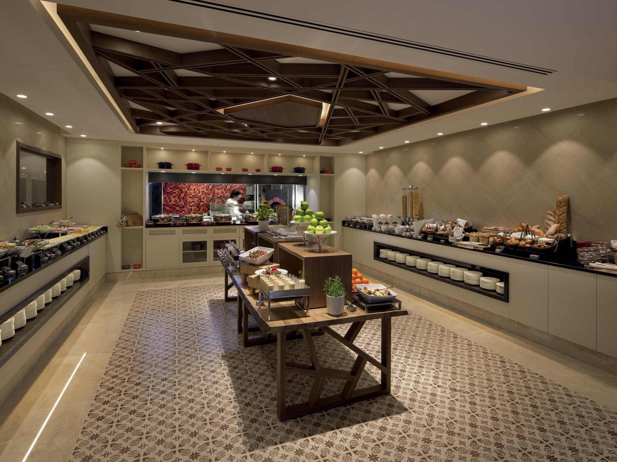 Moevenpick Istanbul Hotel Golden Horn — Foto’s 2